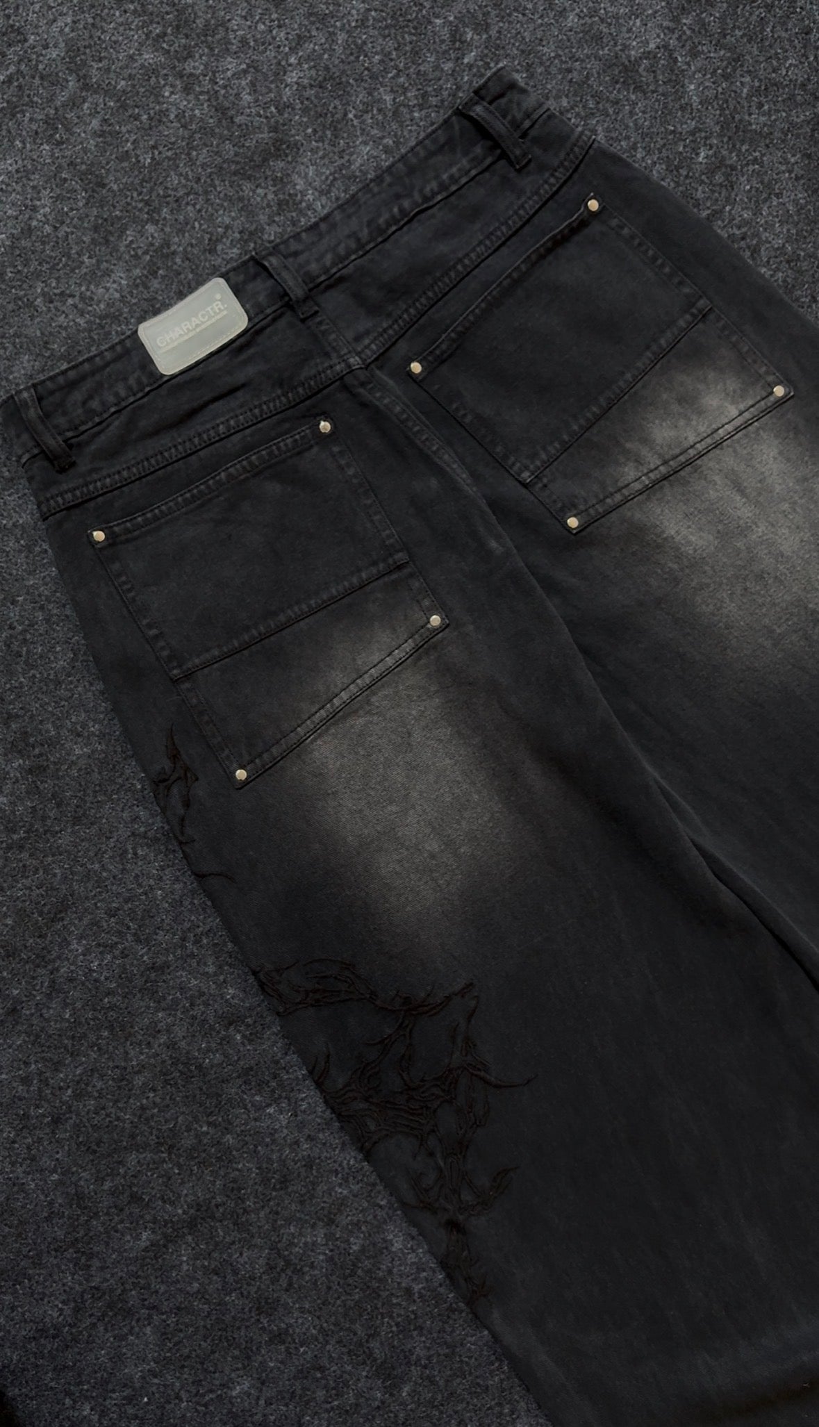 DARKFLARE DENIM